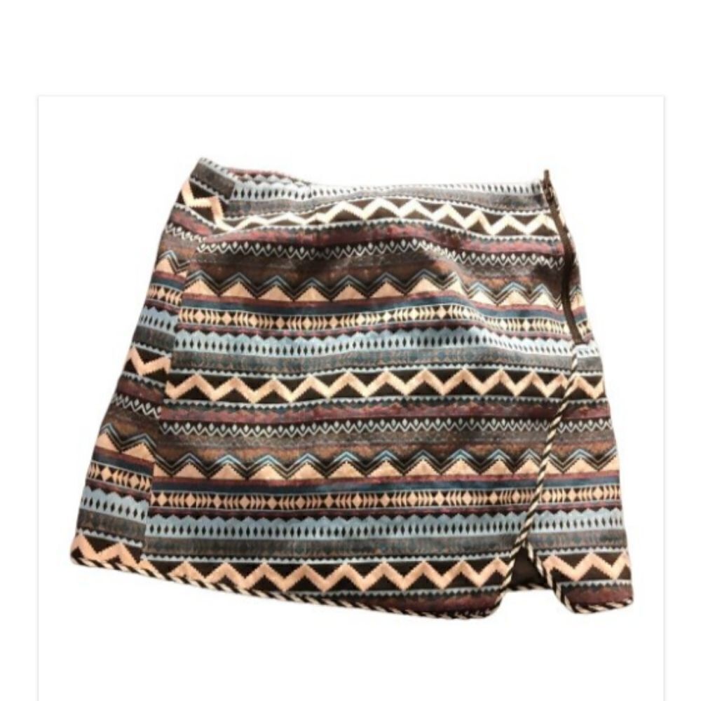 Greylin Aztec skirt (218)